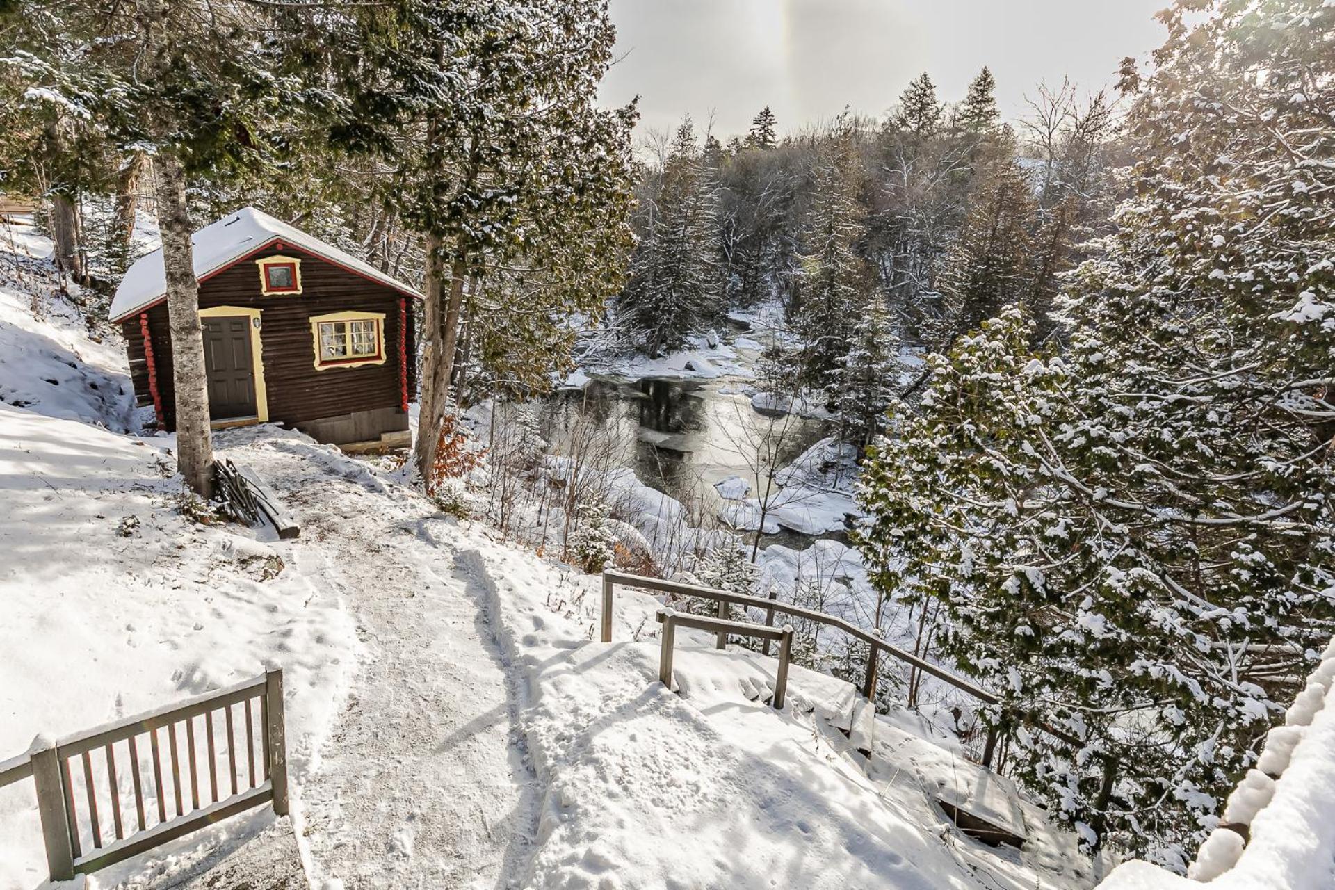 Auberge Spa & Beaux Reves Sainte-Adèle Eksteriør bilde